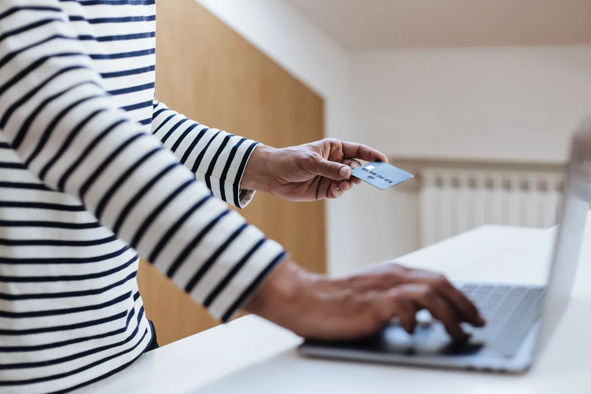 How to Spot a Fake Online Store Before You Enter Payment Details